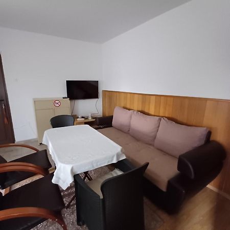 Apartments Lela Bihać Eksteriør billede