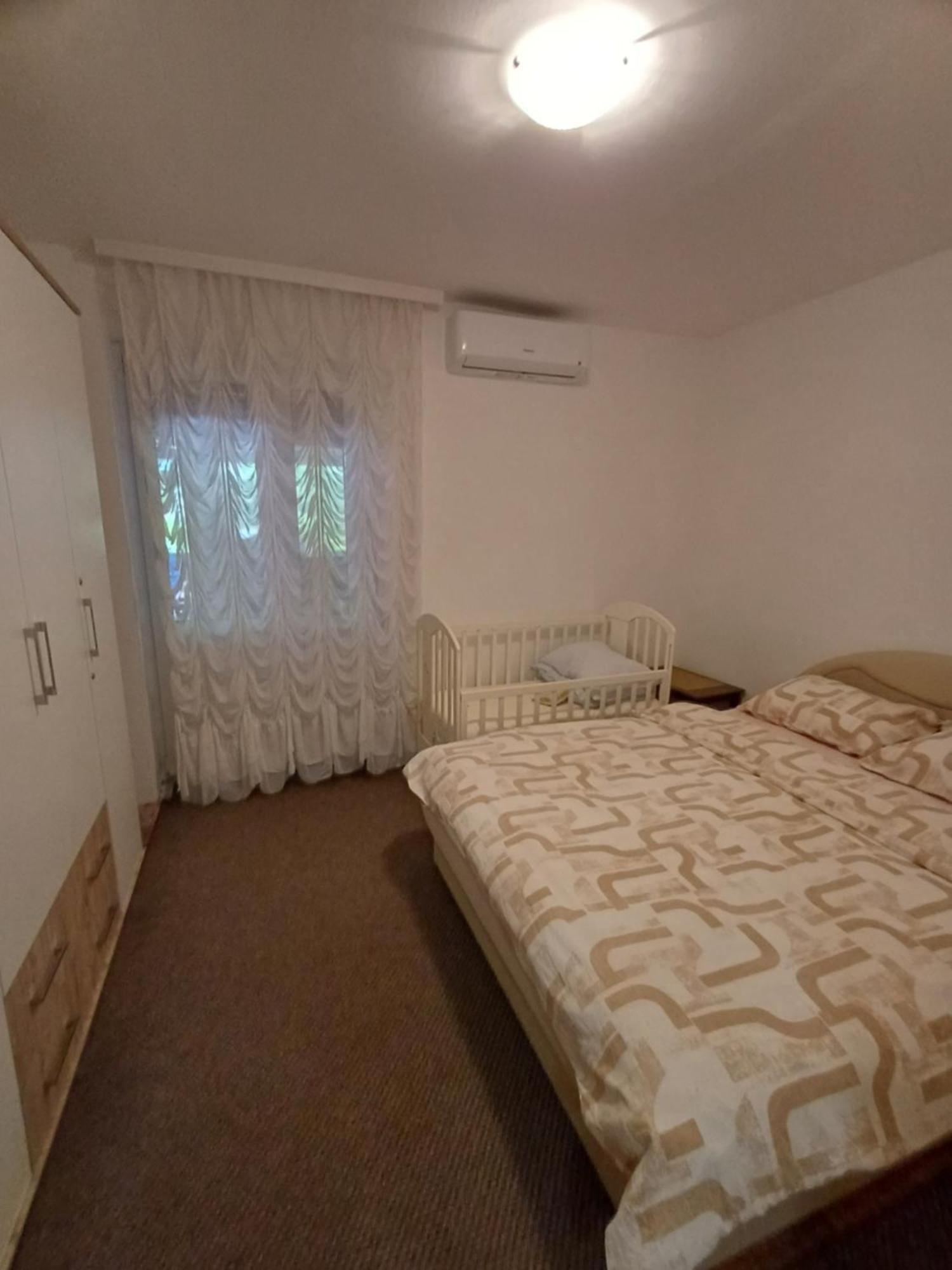 Apartments Lela Bihać Eksteriør billede
